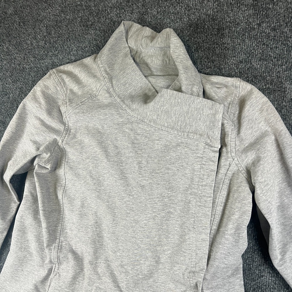 Lululemon Coast Wrap II Jacket Womens 10 Heather Gray Logo Stretch French Terry